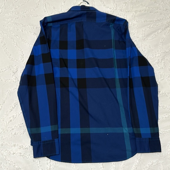 Burberry Flannel - Picture 2 of 4